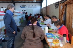 An den Richtertischen